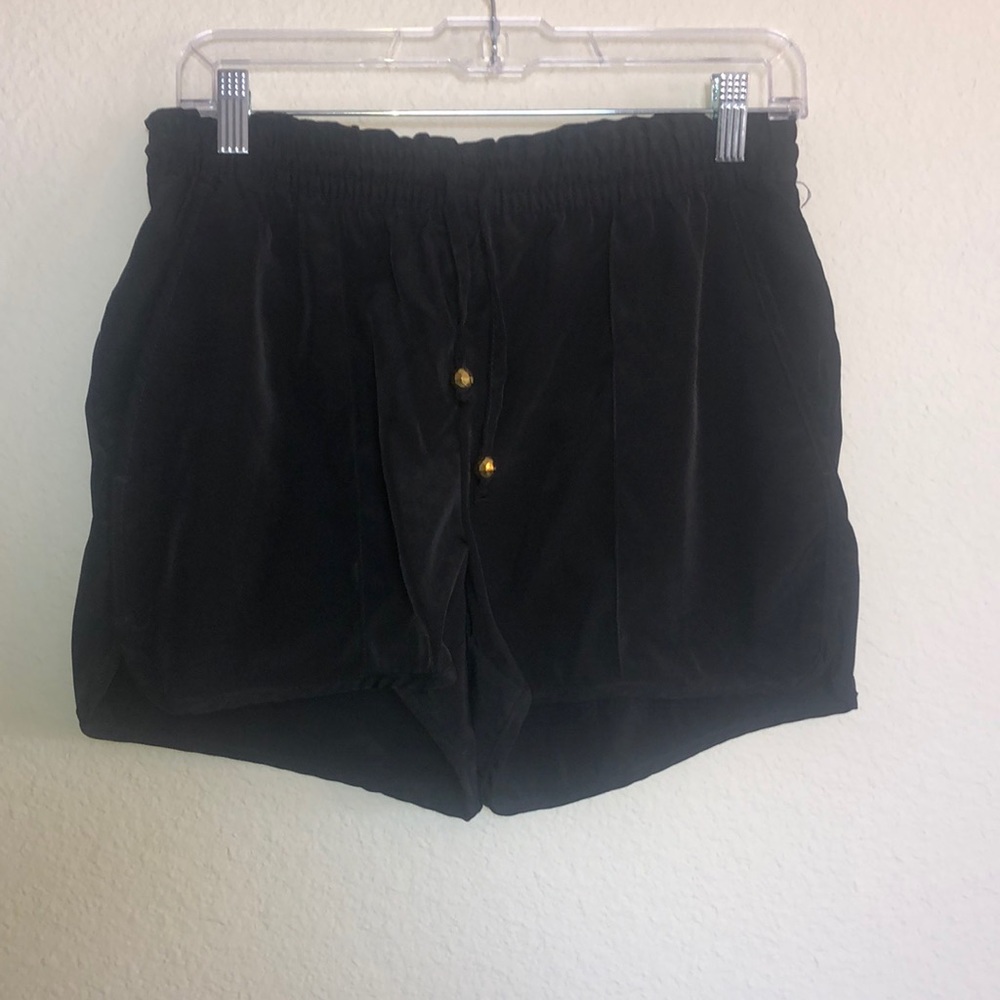Black dress shorts from H&M